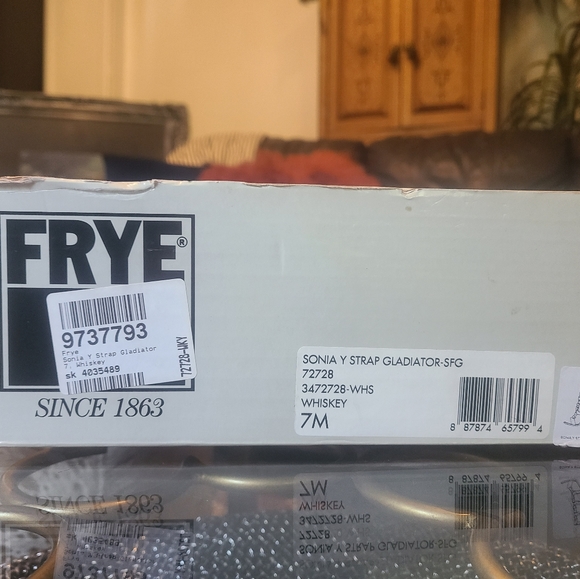 Frye Sonia Y Strap Gladiator Heels - Picture 7 of 7